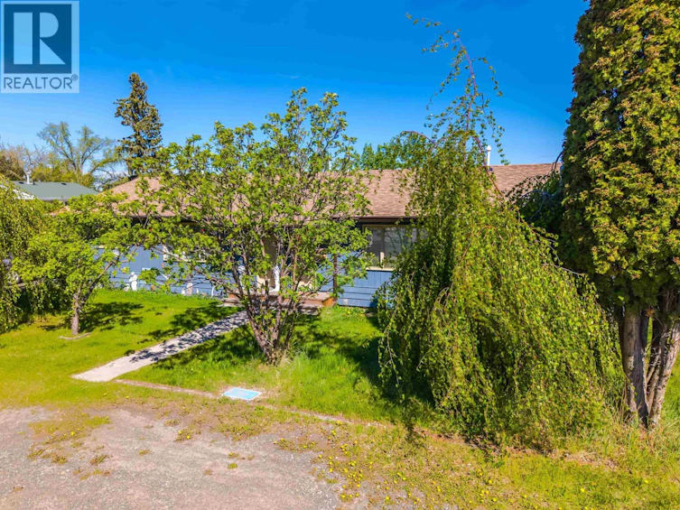125-145 Dogwood Avenue, 100 Mile House, BC, V0K 2E0 - 2