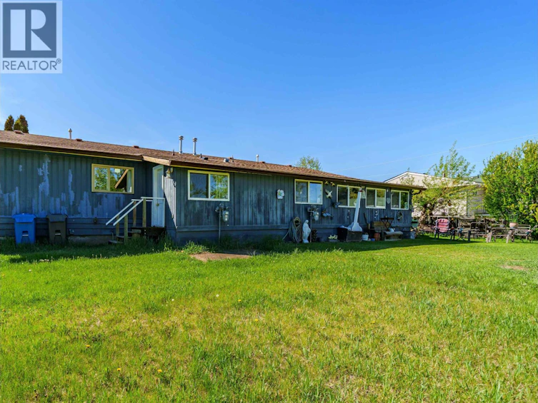 125-145 Dogwood Avenue, 100 Mile House, BC, V0K 2E0 - 4