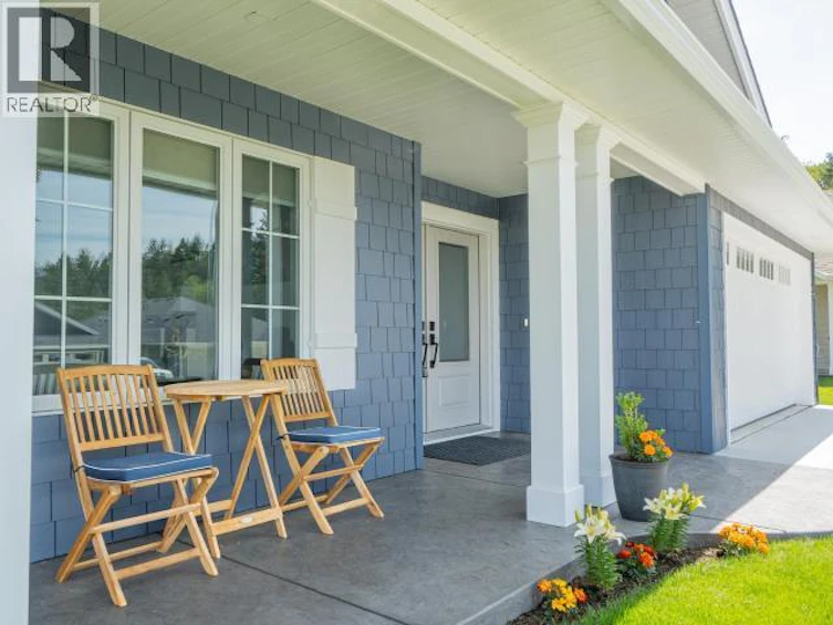 4100 Beausejour Avenue, Powell River, BC, V8A 0A8 - 2