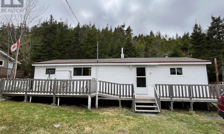 33 Beaver Pond Road