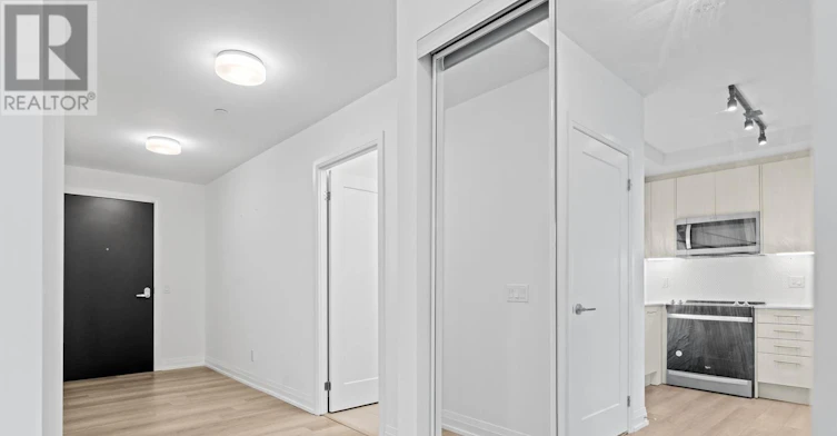 PH1-286 Main Street, Toronto, ON, M4C 4X4 - 4