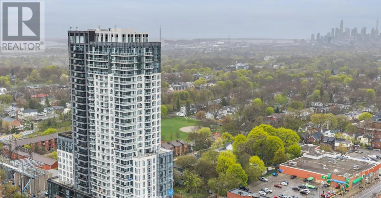 PH1-286 Main Street, Toronto, ON, M4C 4X4