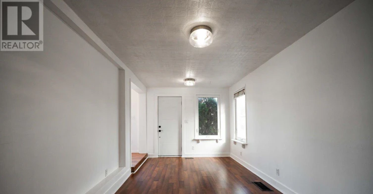 30 Main Street, Milton, ON, L0P 1B0 - 7
