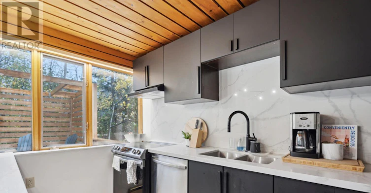 101 St Moritz Crescent, Blue Mountains, ON, L9Y 0S6 - 19