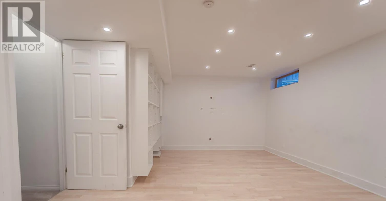 28 Chartwell Avenue, Ottawa, ON, K2G 6L6 - 27