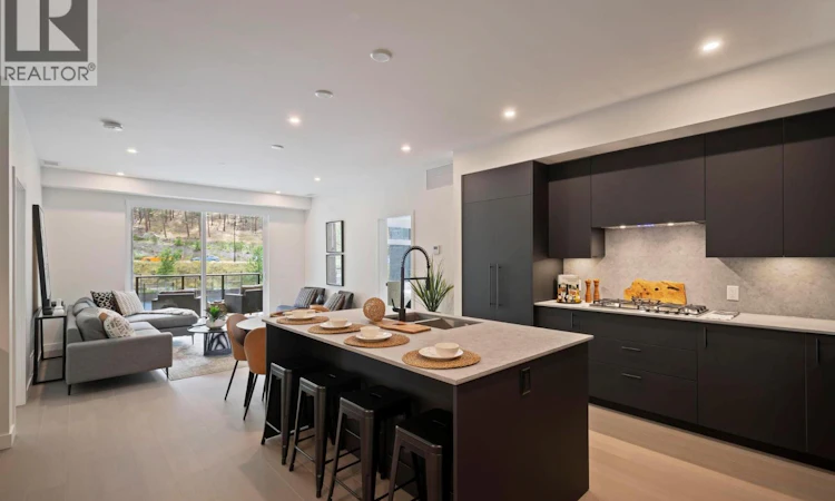202-9652 Benchland Drive