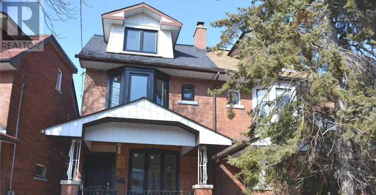 MAIN-6 Rusholme Park Crescent, Toronto, ON, M6J 2C9
