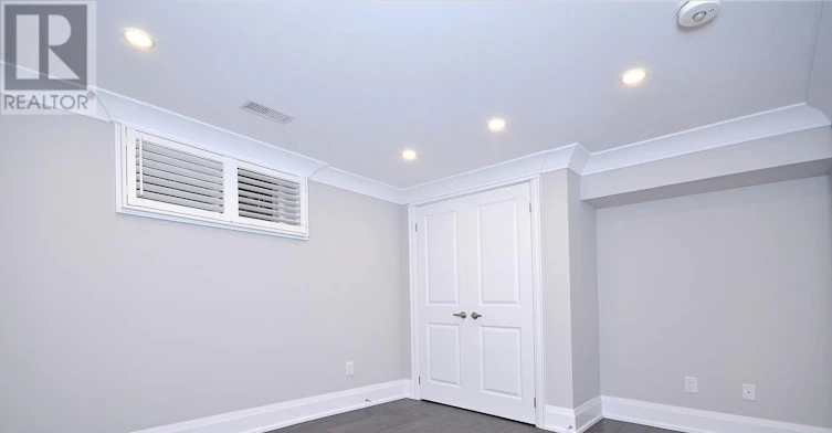 LOWER-326 Slade Crescent, Oakville, ON, L6K 3R4 - 22