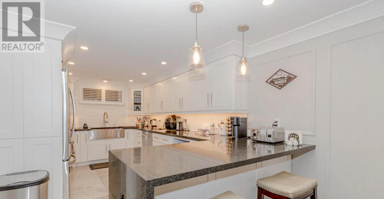 LOWER-326 Slade Crescent, Oakville, ON, L6K 3R4 - 2