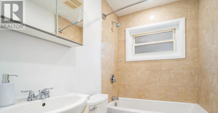 1-609 Malartic Avenue, Ottawa, ON, K1K 0X2 - 10