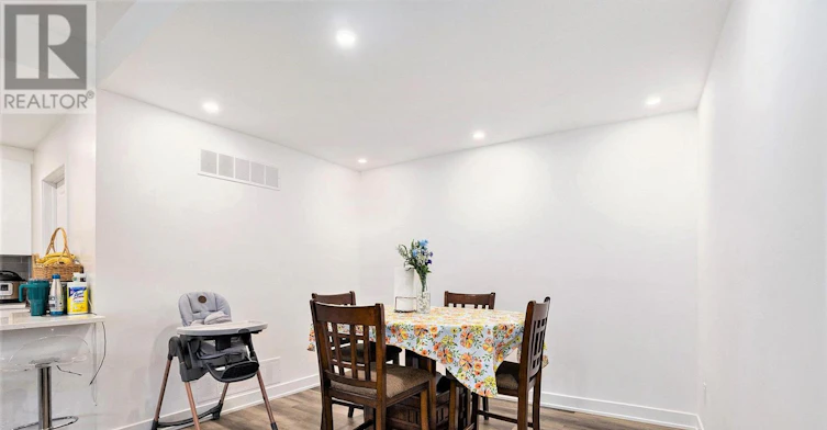 E-390 Rolling Meadow Crescent, Ottawa, ON, K1W 0B1 - 6