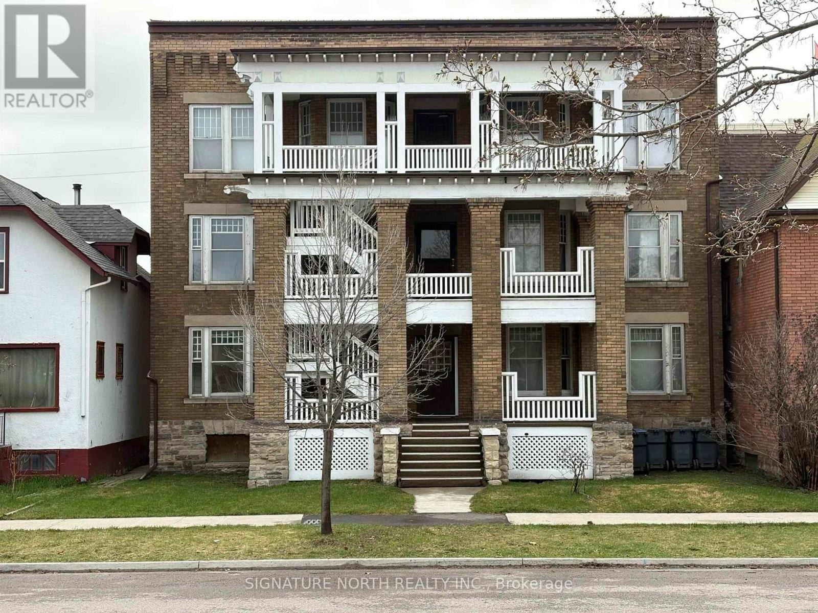 230 Brodie Street N, Thunder Bay, ON, P7C 3S5