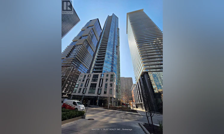 310-45 Charles Street S