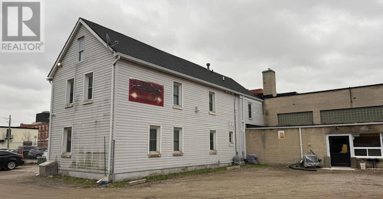 3-1072 Dundas Street, London, ON, N5W 3A6 - 2