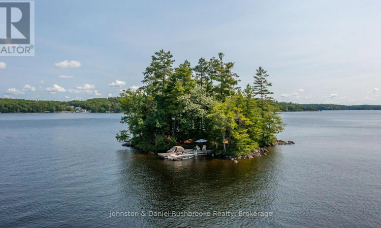 1000 Regatta Island W