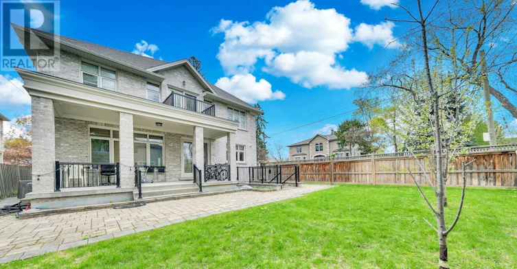 179 Greenfield Avenue, Toronto, ON, M2N 3E1 - 2