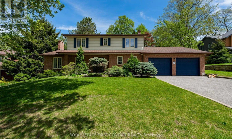 11 Forestwood Lane