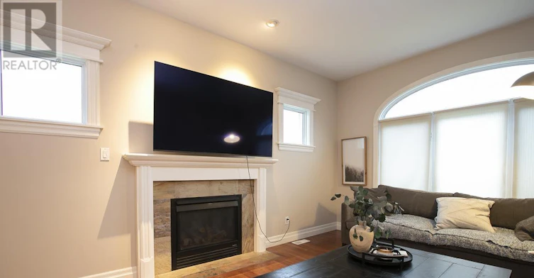 4 Parkdale Drive, Sault Ste. Marie, ON, P6A 5P8 - 25