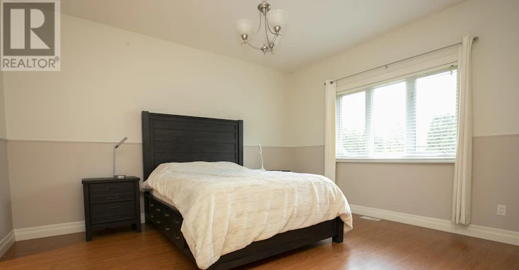 4 Parkdale Drive, Sault Ste. Marie, ON, P6A 5P8 - 33