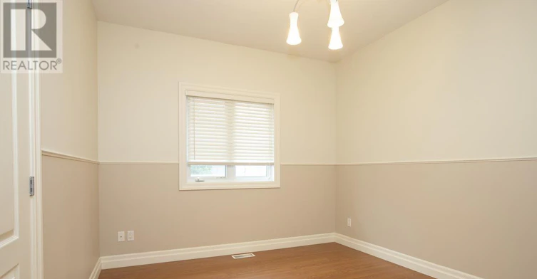 4 Parkdale Drive, Sault Ste. Marie, ON, P6A 5P8 - 27