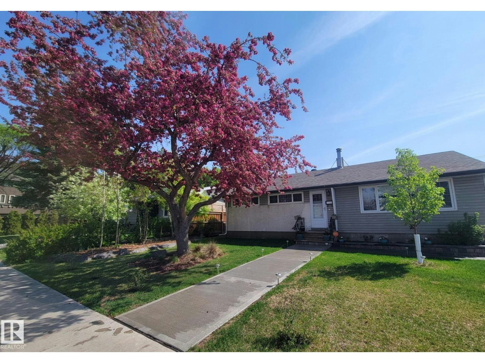 8603 149 Street NW, Edmonton, AB, T5R 1B3