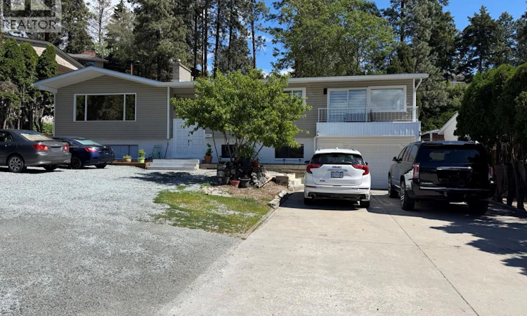 647 Clifton Road