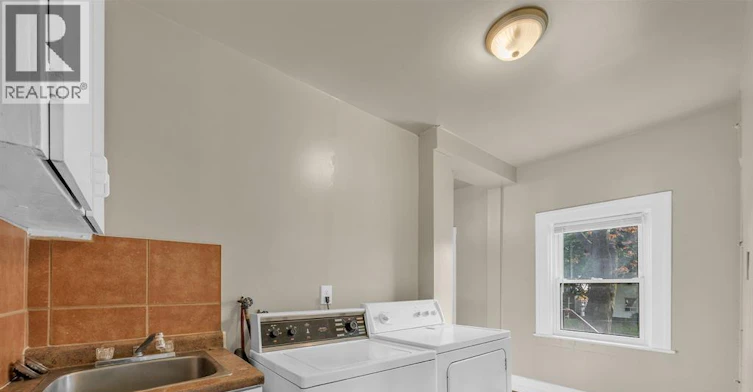 A UPPER-669 Park Street West, Windsor, ON, N9A 5V7 - 6