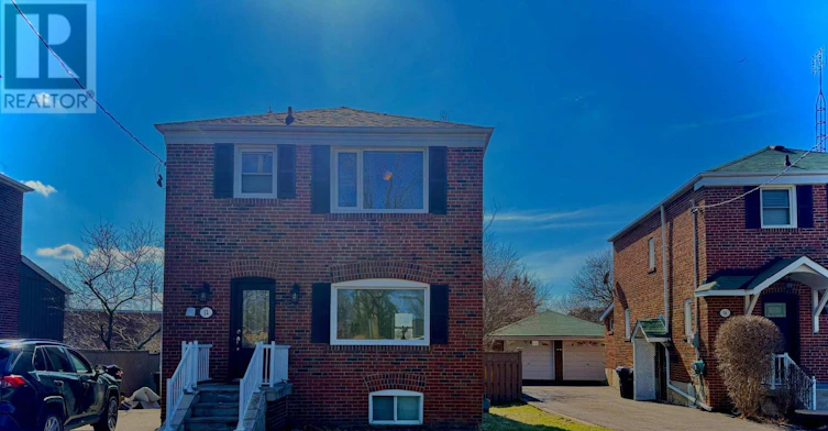 12 Roselm Road, Toronto, ON, M1R 3Y6