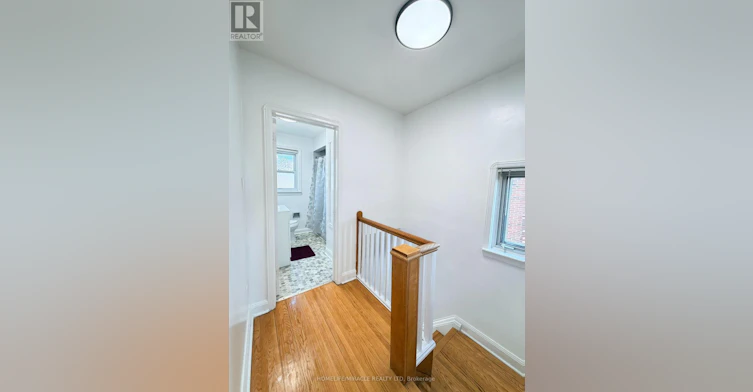 12 Roselm Road, Toronto, ON, M1R 3Y6 - 11