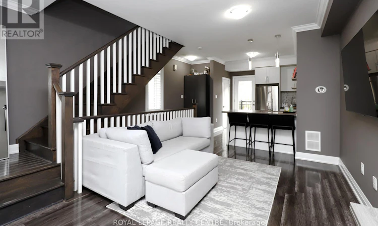 10-3077 Cawthra Road
