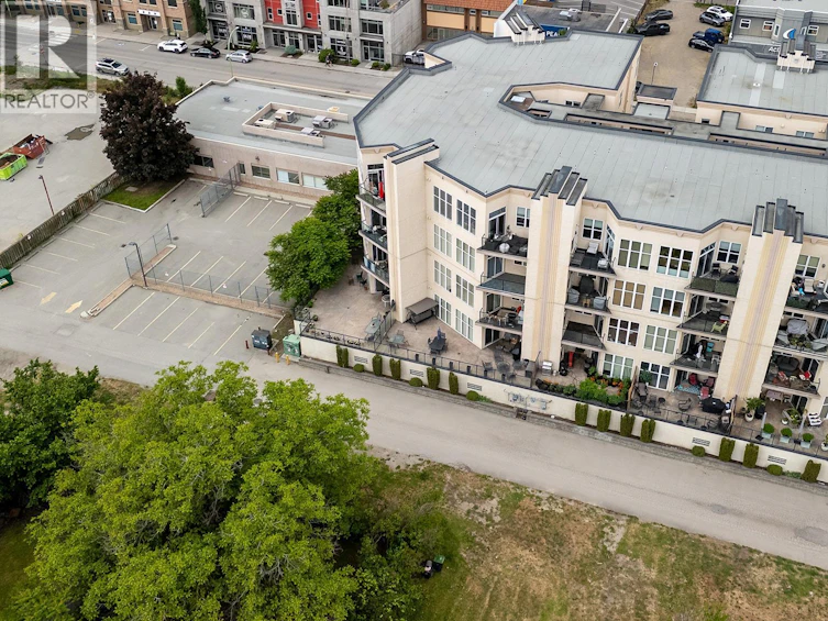 109-1327 St Paul Street, Kelowna, BC, V1Y 2E2 - 44
