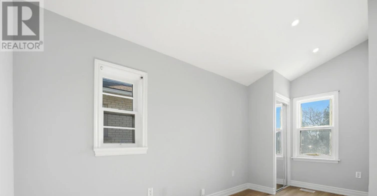 86 Adair Avenue S, Hamilton, ON, L8K 3S5 - 14