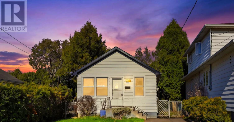 86 Adair Avenue S, Hamilton, ON, L8K 3S5