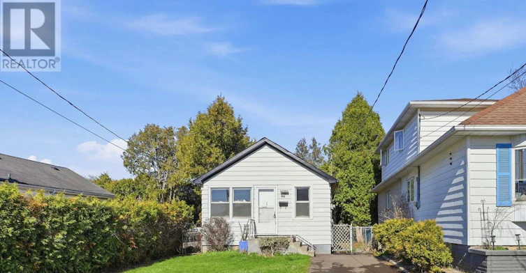86 Adair Avenue S, Hamilton, ON, L8K 3S5 - 3