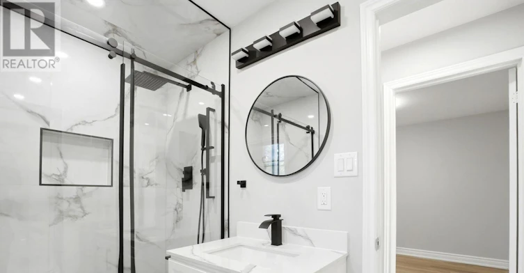 86 Adair Avenue S, Hamilton, ON, L8K 3S5 - 13