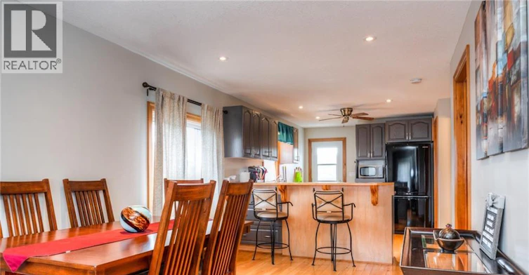 46 Second Avenue, Kitchener, ON, N2C 1N5 - 7