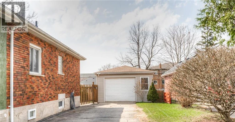46 Second Avenue, Kitchener, ON, N2C 1N5 - 4