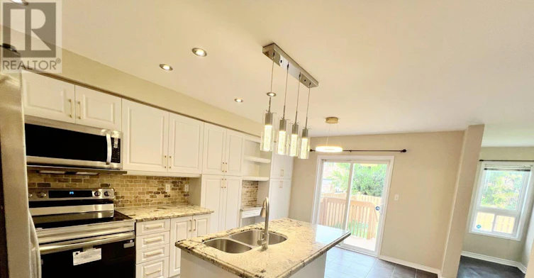 426 Orange Walk Crescent, Mississauga, ON, L5R 0A8 - 11