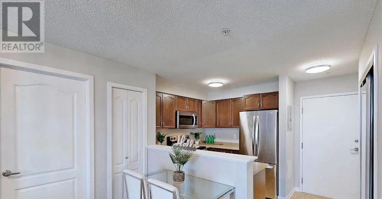 2308-6 Dayspring Circle, Brampton, ON, L6P 4A7 - 11
