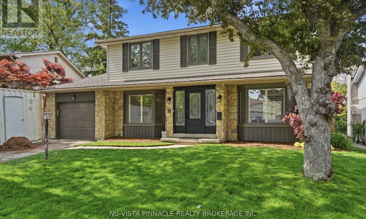 11 Runnymede Crescent