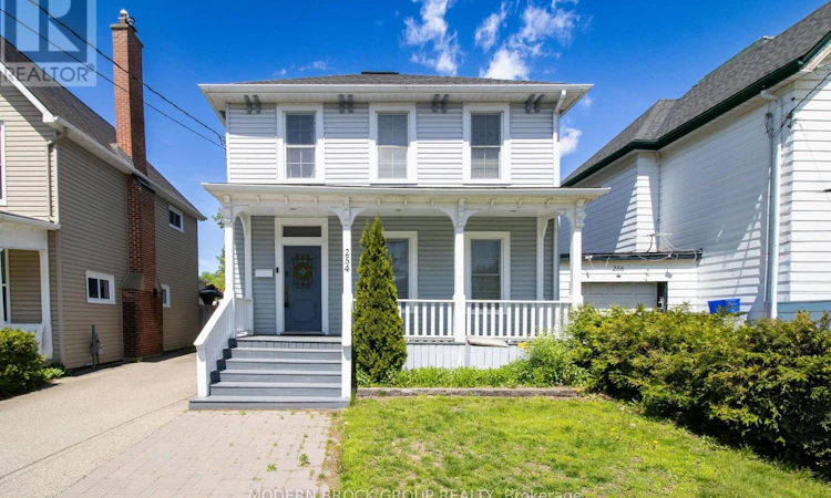 254 King Street E