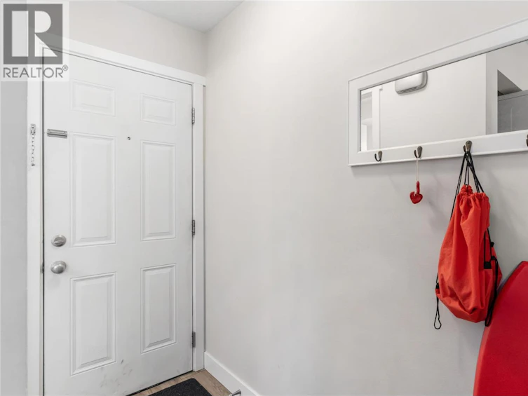 4-3135 Walnut Road, Kelowna, BC, V1W 3T6 - 3