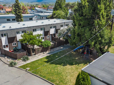 4-3135 Walnut Road - 2