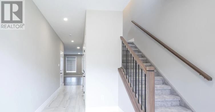 57 Acorn Trail, St. Thomas, ON, N5R 0H8 - 2