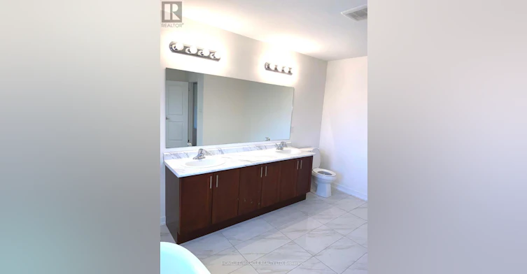 335 Reg Harrison Trail, Newmarket, ON, L3X 0M2 - 24