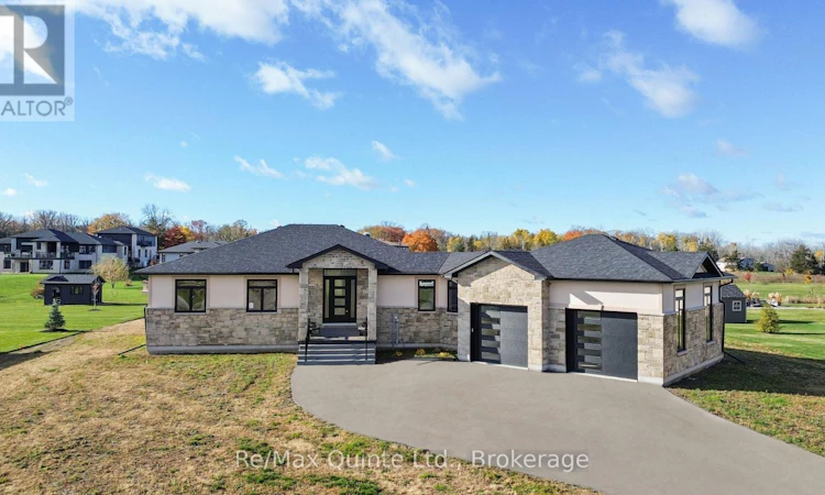 76 Navigation Drive