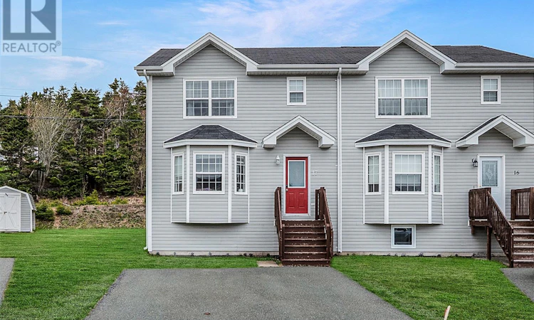 17 Maclaren Place