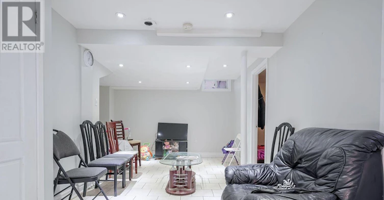 BSMT-47 Carisbrooke Square, Toronto, ON, M1B 4M5 - 5