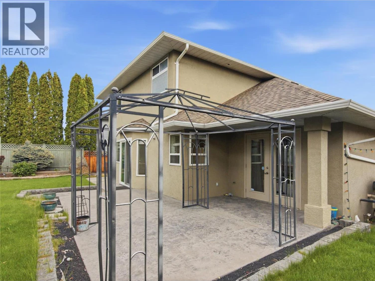 1860 Tremerton Drive, Kamloops, BC, V2E 2P5 - 4