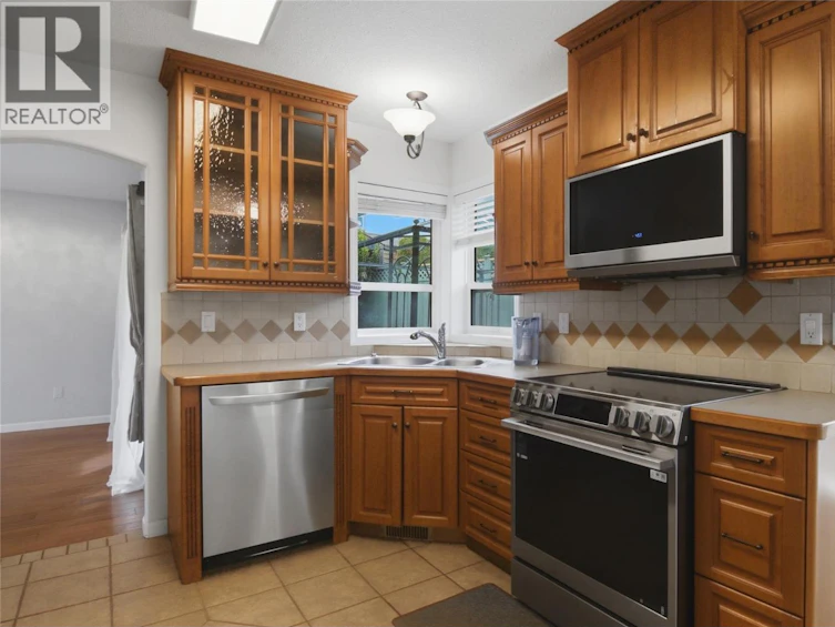 1860 Tremerton Drive, Kamloops, BC, V2E 2P5 - 19